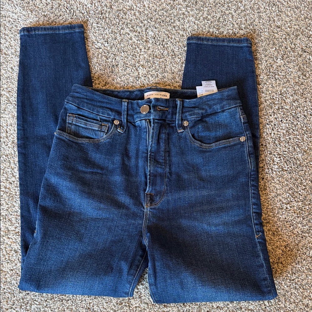 Good American 4/27 dark wash jeans